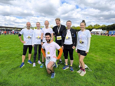 Sportlicher Teamgeist im Rahmen des Baden-Marathons