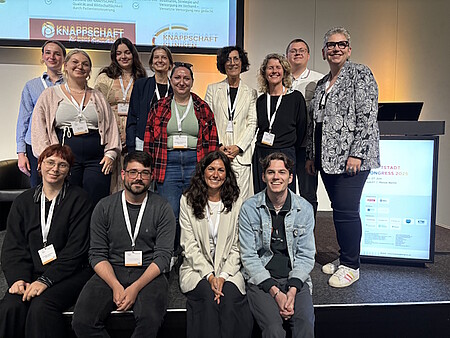 Studierende des Studiengangs Angewandte Gesundheits- und Pflegewissenschaften der DHBW Karlsruhe nahmen am Pflegemanagementkongress teil. 