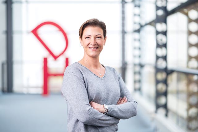 Angela Birg